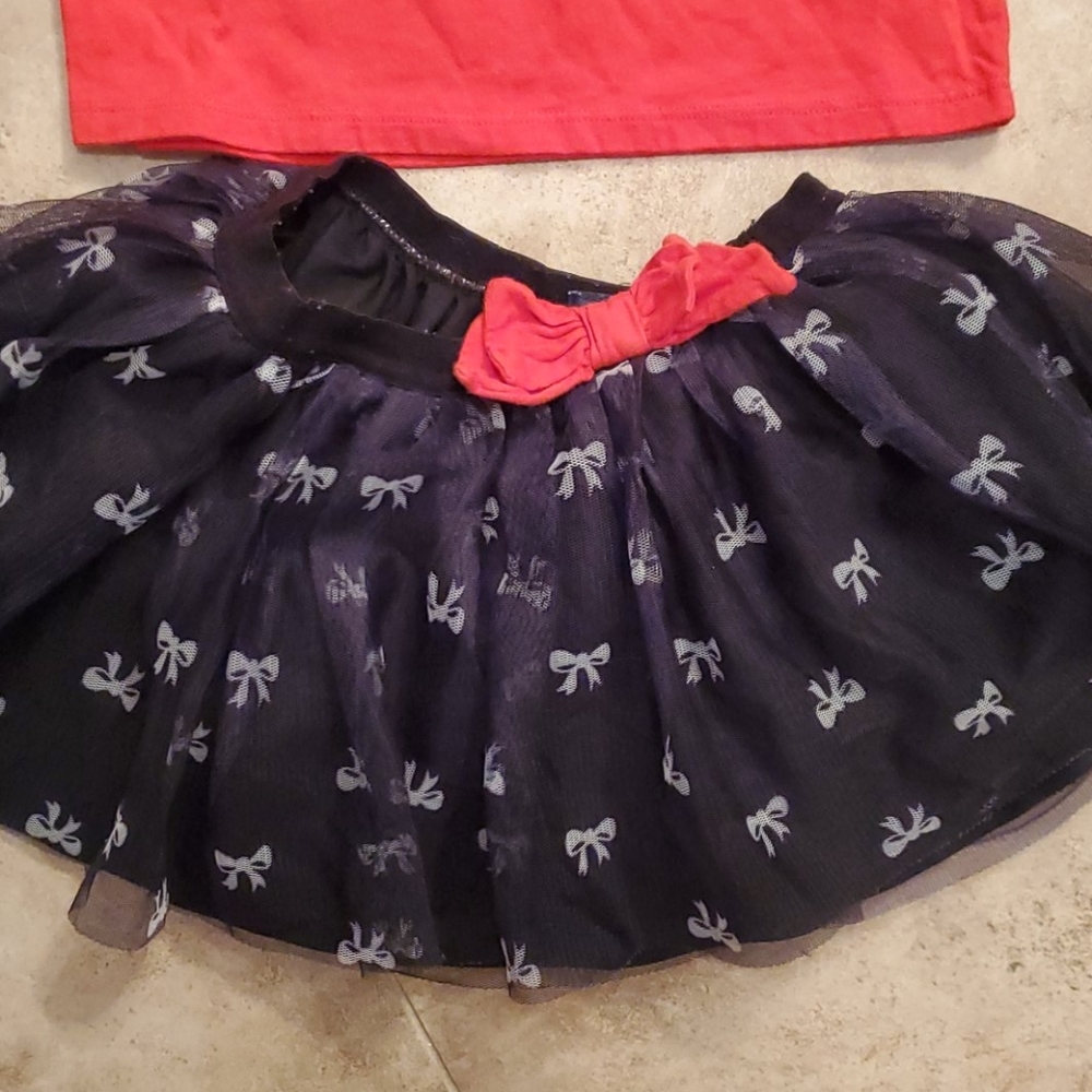 Size 3T. - Picture 3 of 3